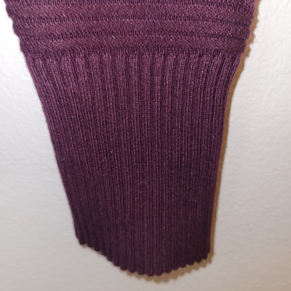 Cyrus Burgundy Ribbed Textured Sweater - Picture 6 of 15
